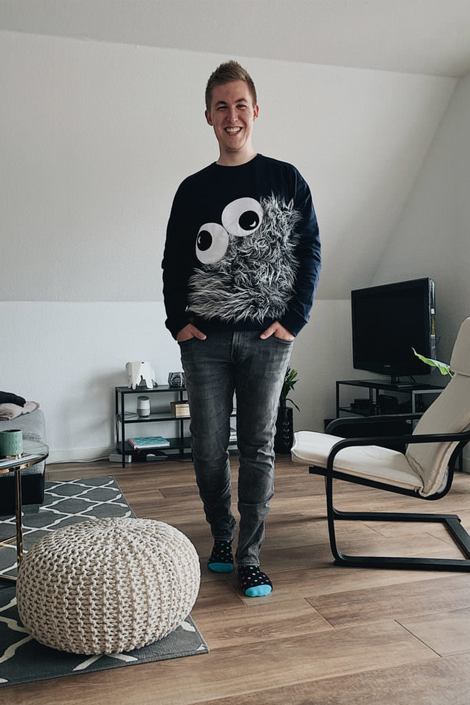 WOLL-E - Monster Pullover 1