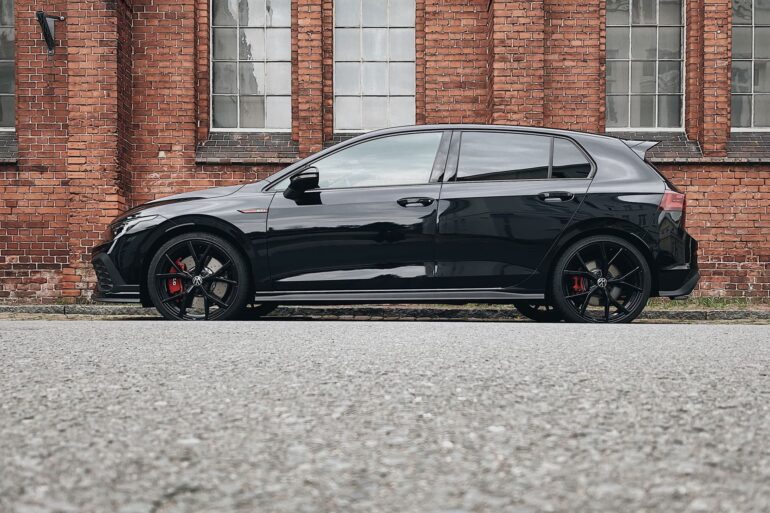 VW Golf GTI Clubsport - Volkswagen Zentrum Oldenburg 1